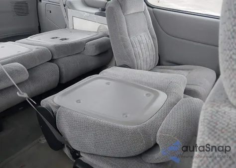 2003 Pontiac Montana M16 W/1Sv Pkg. z USA, uszkodzony, nr VIN 1GMDX03E83D129083